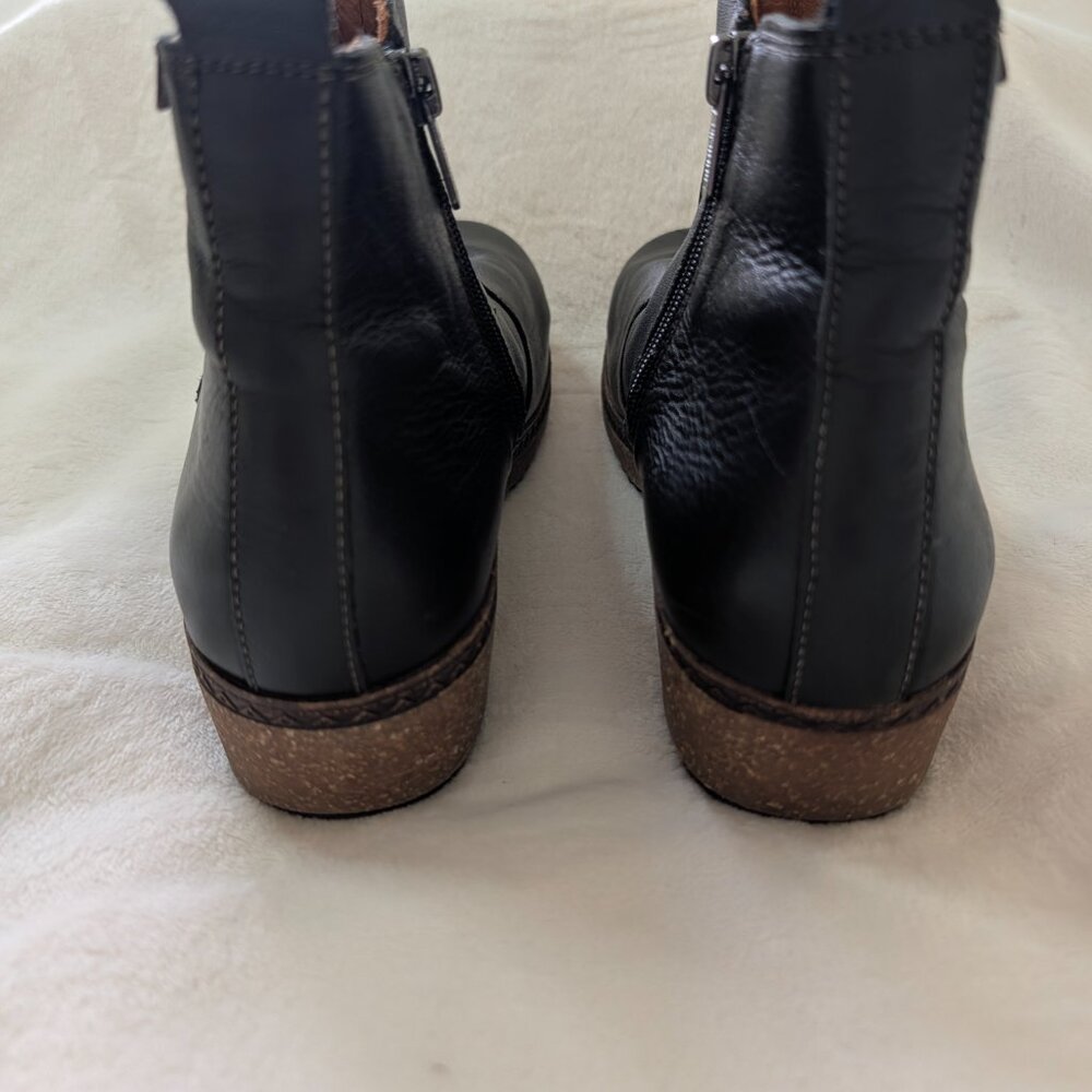 PIKOLINOS GRENADA BLACK LEATHER BOOTIES - WOMENS 37 / SZ 6.5/7 - LIKE NEW - Picture 6 of 9